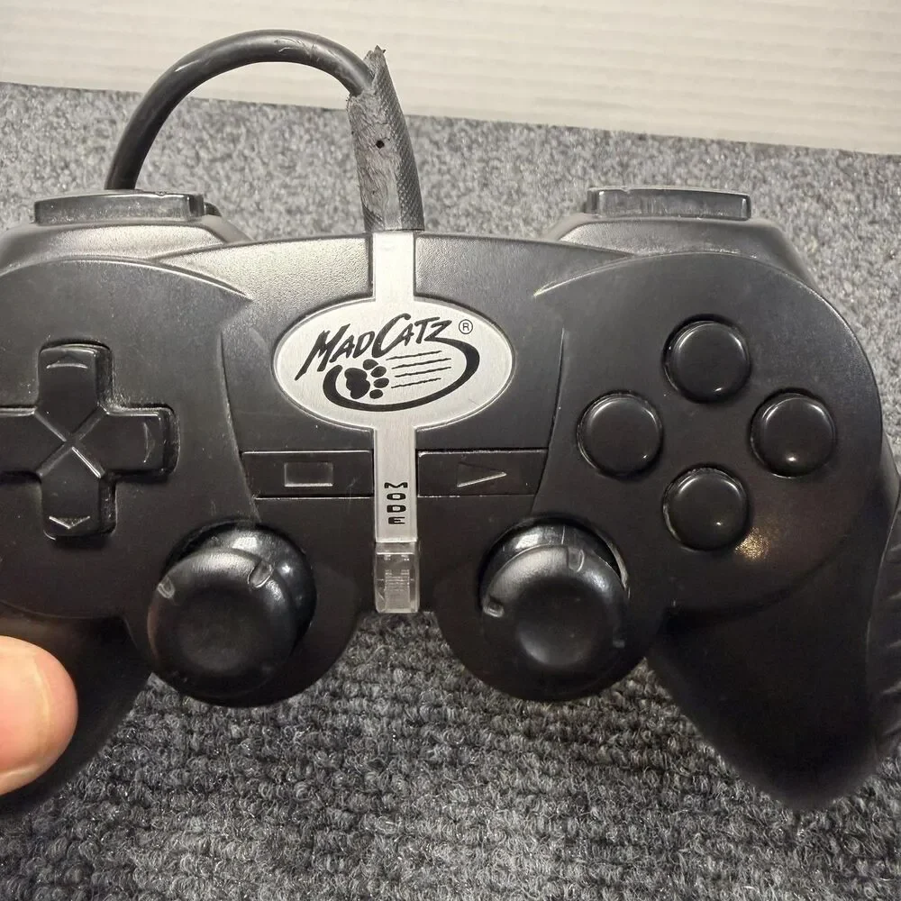 Mad Catz Control Pad Pro Wired Controller Sony PlayStation 2 PS2 Black Gamepad